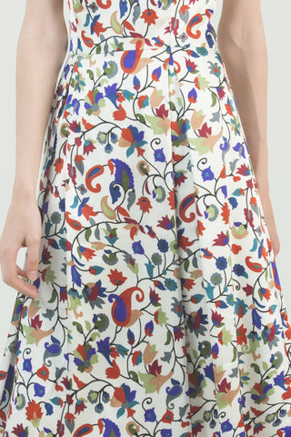 The Return of Hand-Drawn Motifs in Bridal Fashion