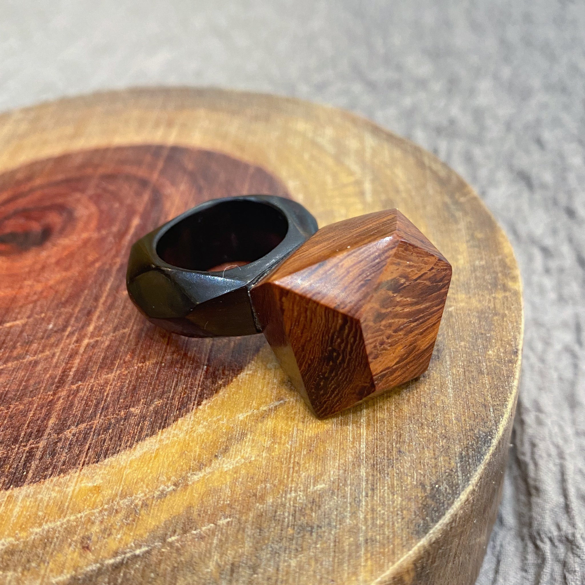Wooden Ring - AGAATI